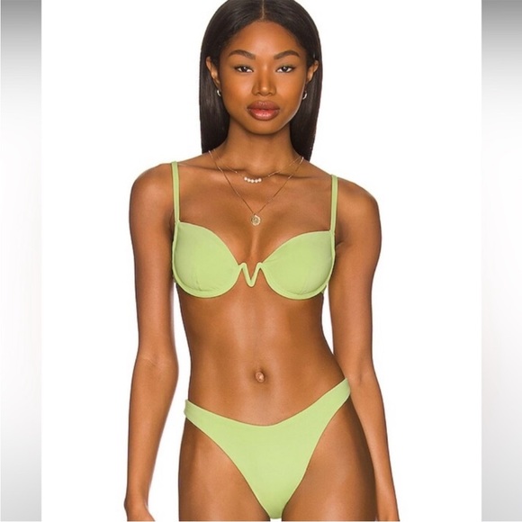 L*SPACE | NWT Nico Bikini Top in Martini Medium - Picture 2 of 11